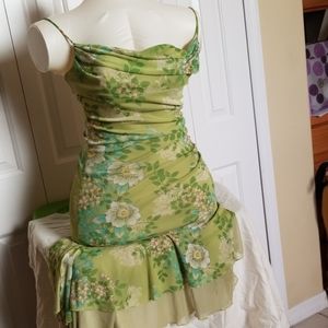⚘2 for $20⚘Green floweed dress